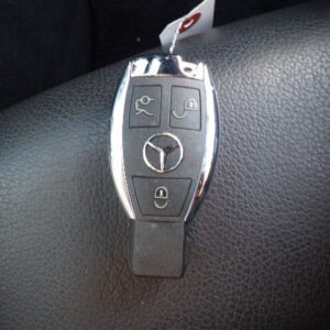BENZ C-CLASS C350e - Image 7