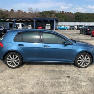 Volkswagen Golf TSI - Image 2