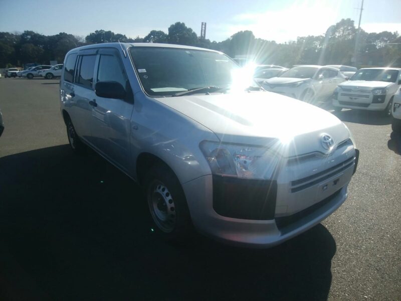 TOYOTA SUCCEED 2018