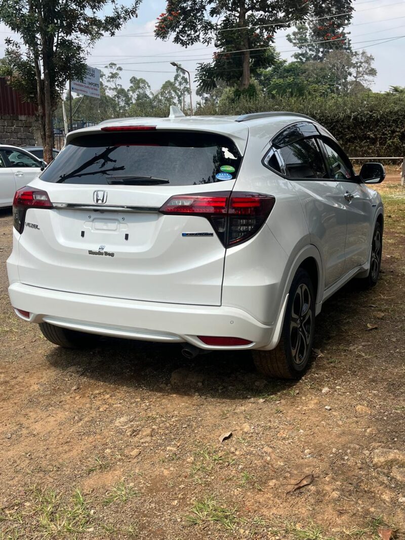 HONDA VEZEL 2019 - Image 7