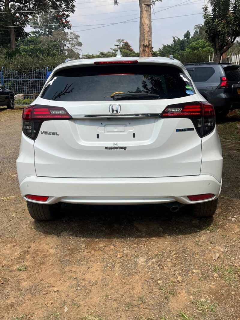 HONDA VEZEL 2019 - Image 2