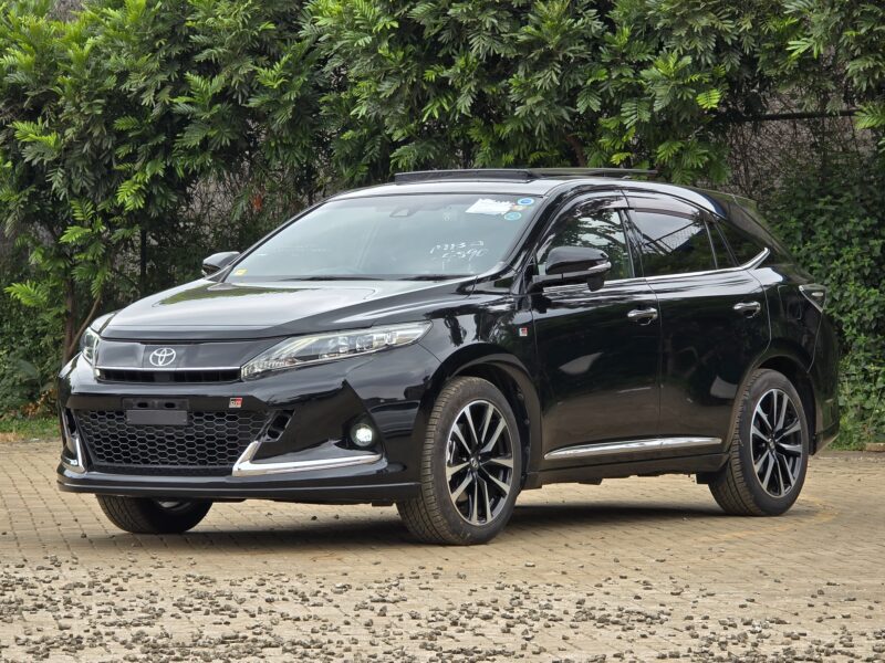 2018 Toyota Harrier GR sport package - Image 8