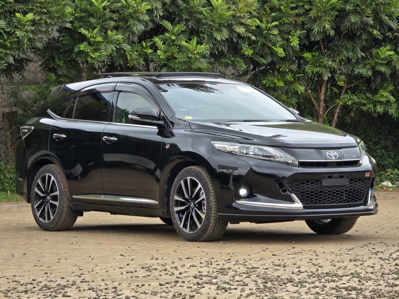 2018 Toyota Harrier GR sport package - Image 2