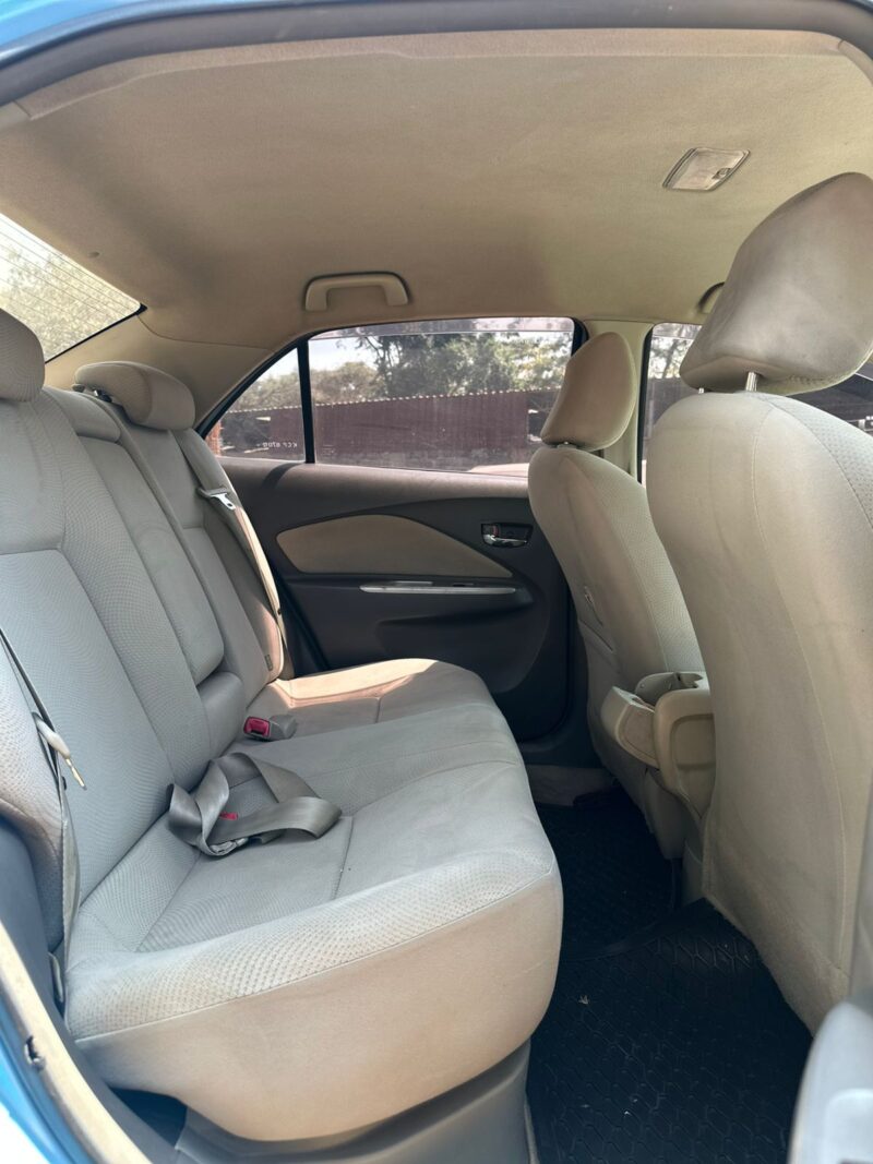 TOYOTA BELTA 2011 - Image 4