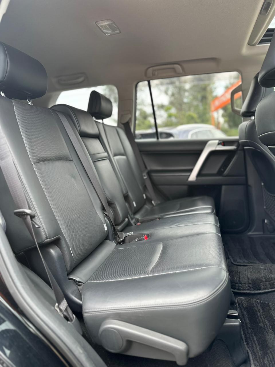 TOYOTA PRADO TZG - Image 12