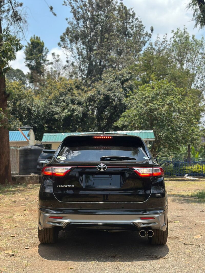 2018 Toyota Harrier - Image 13