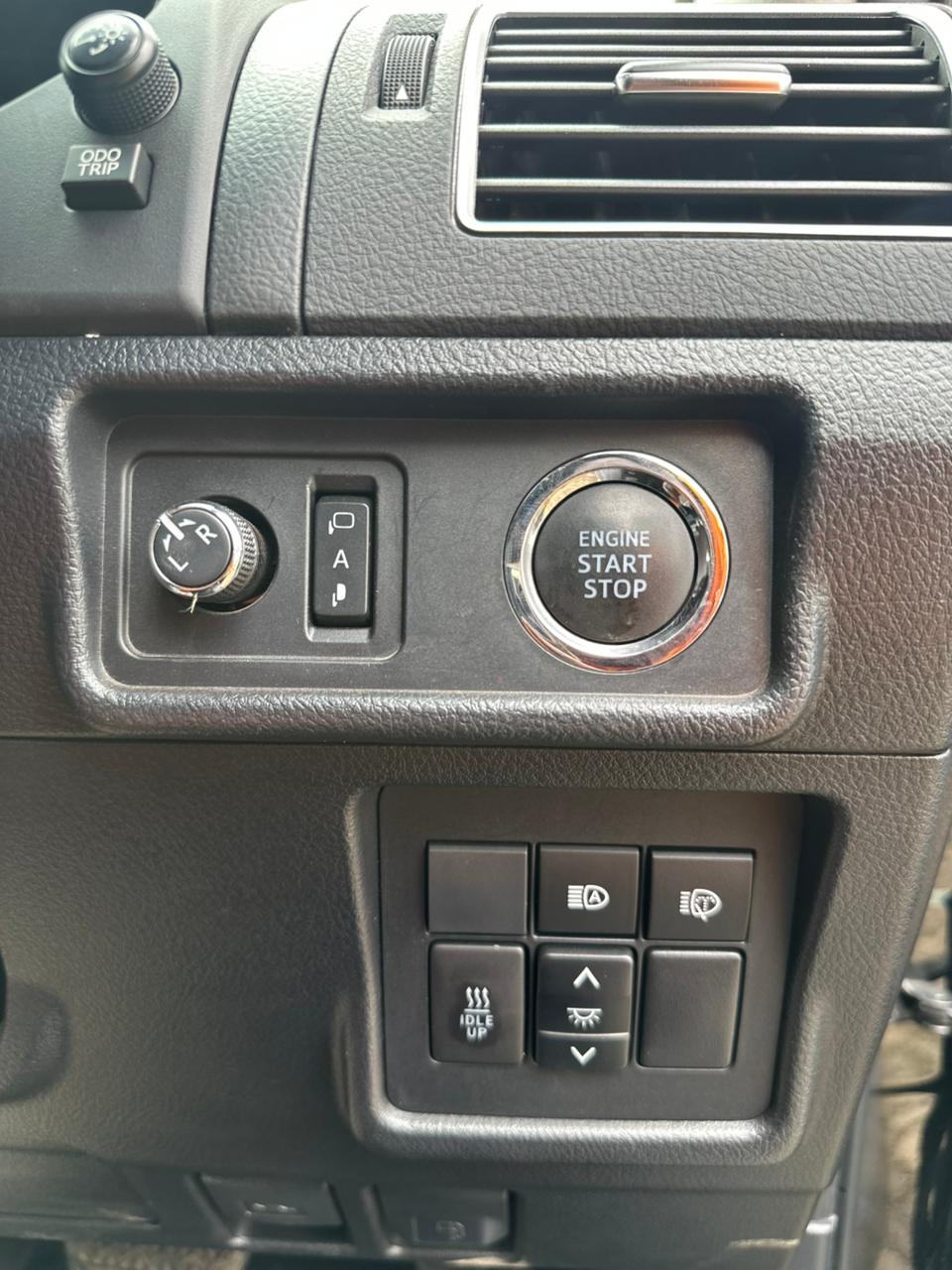 TOYOTA PRADO TZG - Image 13