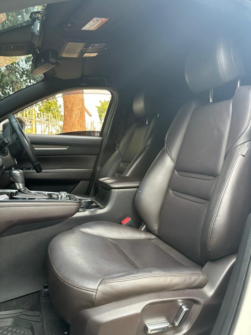 2018 Mazda cx8 - Image 6