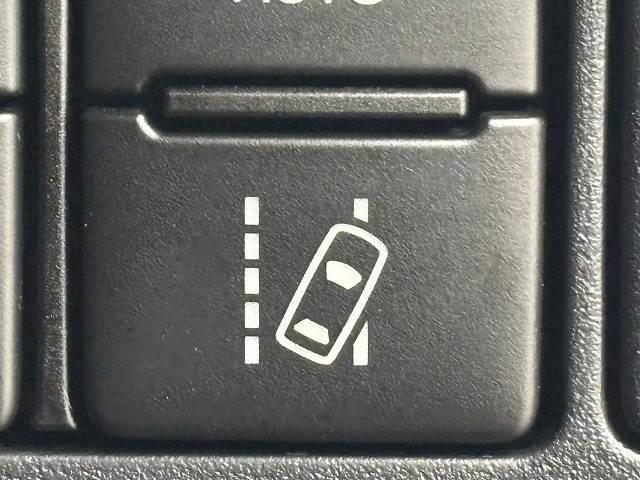 2018 TOYOTA VOXY - Image 7