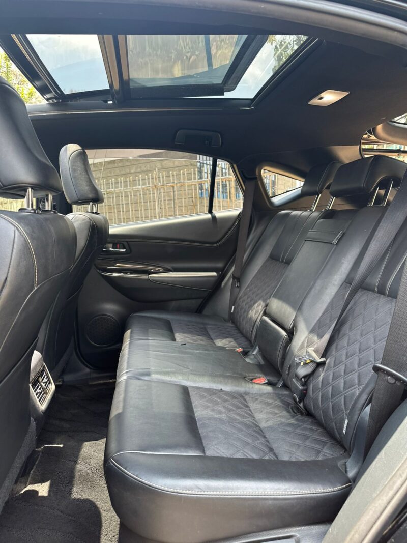 2018 Toyota Harrier - Image 7