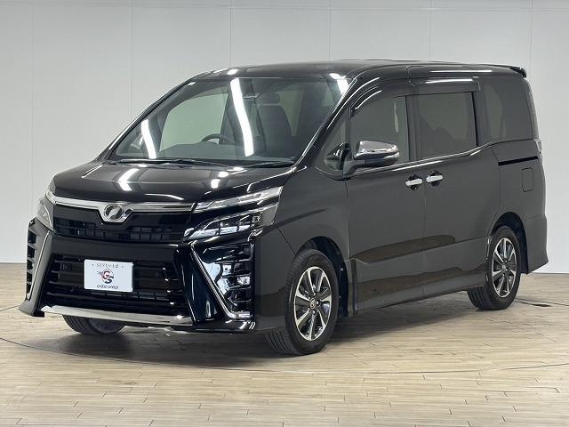 2018 TOYOTA VOXY - Image 10