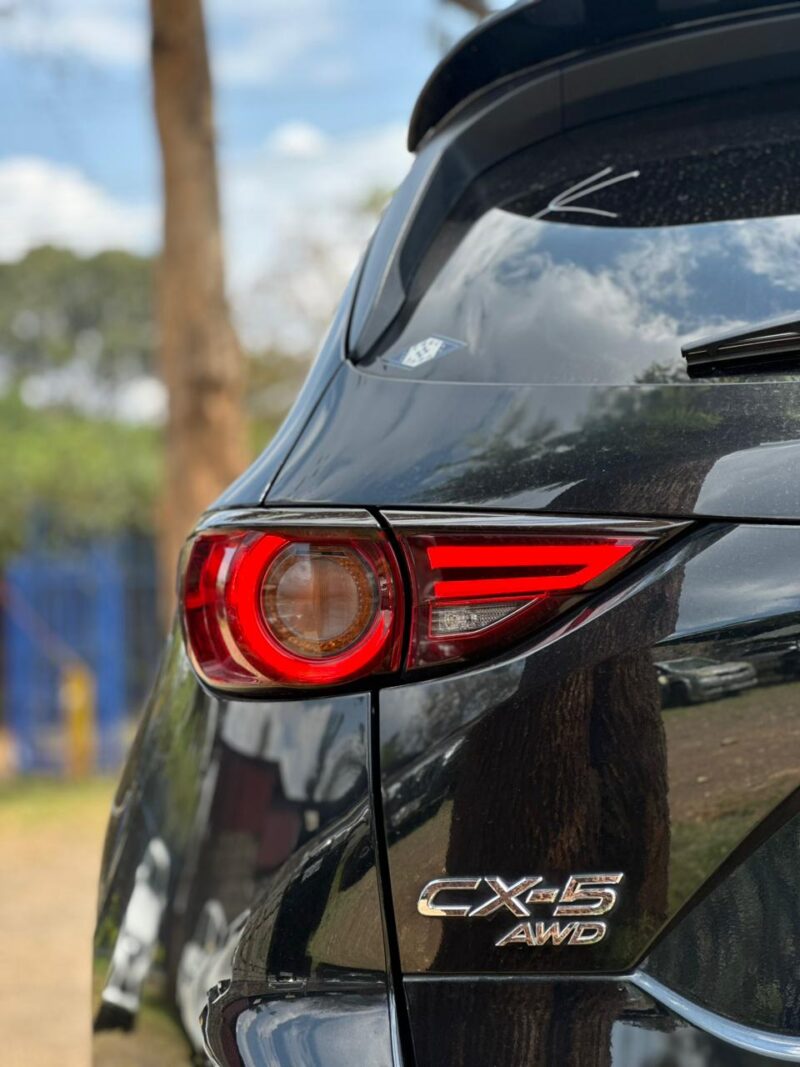 2018 MAZDA CX5 - Image 10