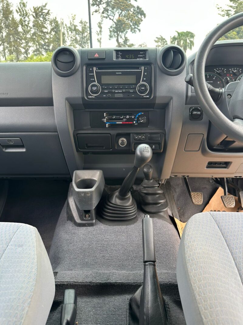 2019 TOYOTA Land Cruiser GLX 79 Series - Image 14