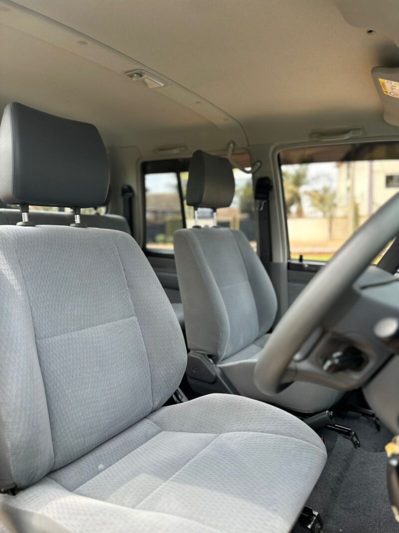 2019 TOYOTA Land Cruiser GLX 79 Series - Image 11